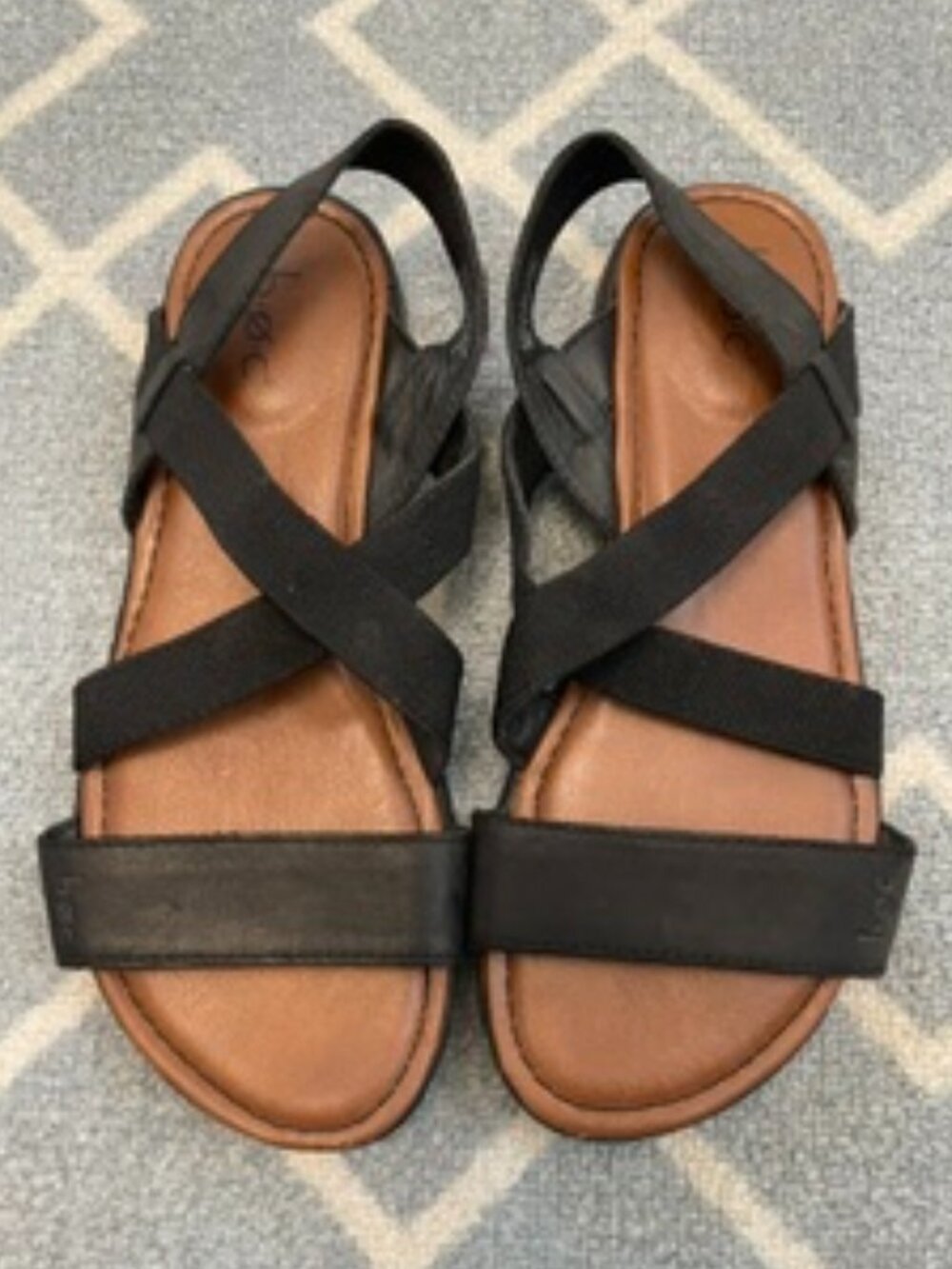 Born/BOC Black Pull On Criss Cross Sandals